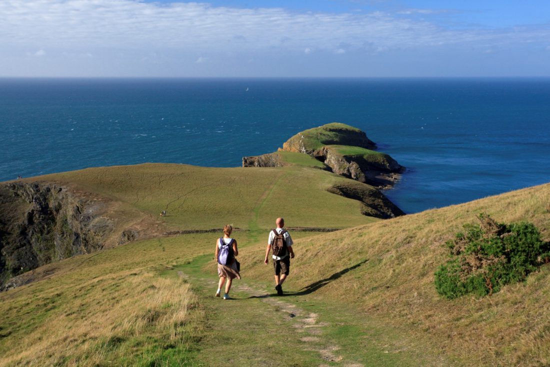 Ynys Lochtyn Coast Path